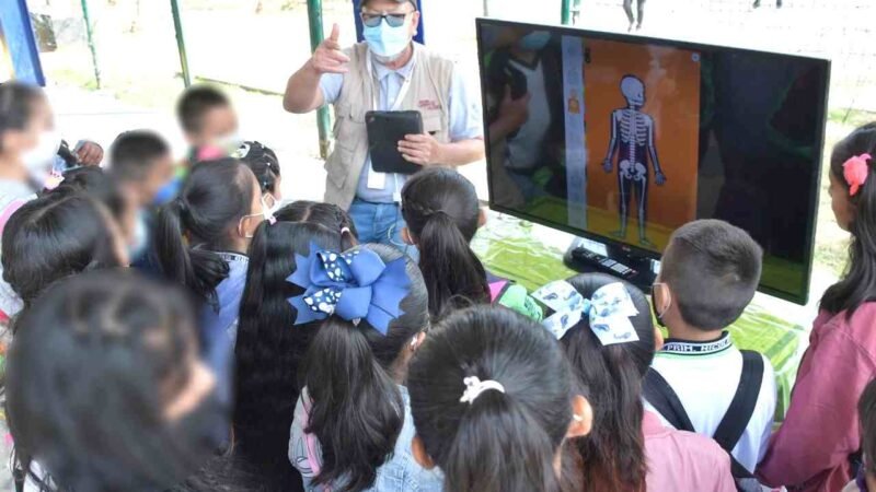 LLEGA A SAN RAFAEL CALERÍA MUSEO MÓVIL: “EL CAMINO DE LA CIENCIA”