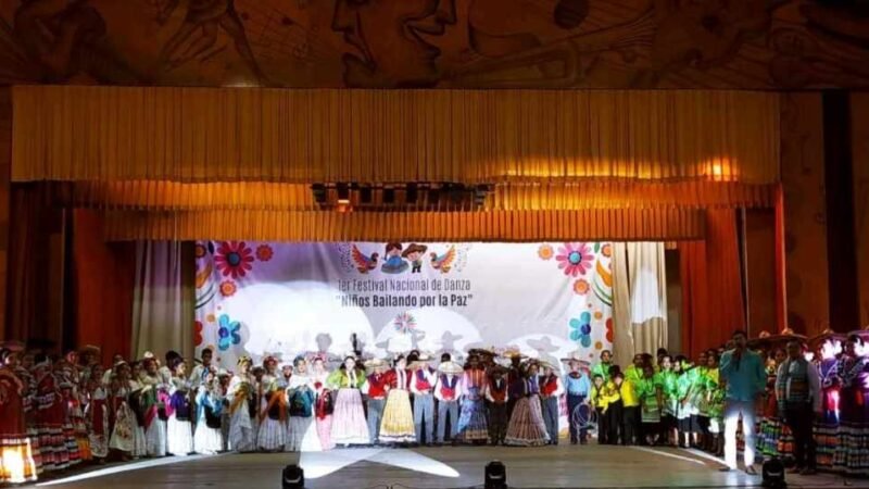 PARTICIPA COMPAÑÍA CUEZCOMATL EN FESTIVAL NACIONAL DE DANZA