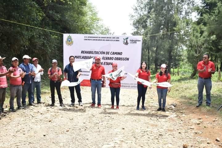 DA ALCALDESA DE IXHUATLÁN BANDERAZO EN ÁLVARO OBREGÓN