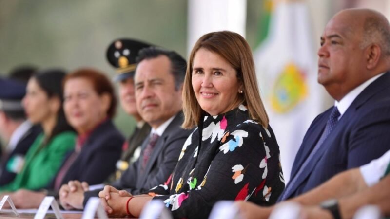 ASISTE PRESIDENTA DEL CONGRESO A CEREMONIAS POR ANIVERSARIO DE LA BATALLA DE PUEBLA