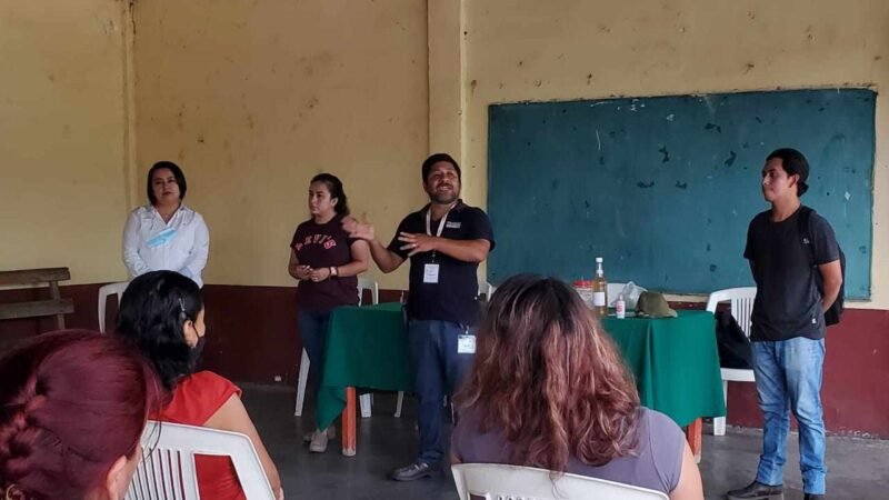 LLEVAN PROGRAMA DE ESCUELAS CAMPESINAS A COMUNIDADES