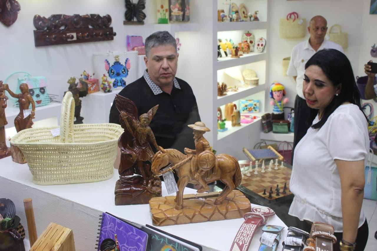 INAUGURA SSP TIENDA DE ARTESANÍAS PENITENCIARIAS EN XALAPA