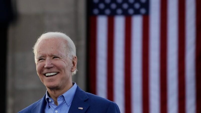 JOE BIDEN ANUNCIA PROGRAMA DE INTERNET A BAJO COSTO