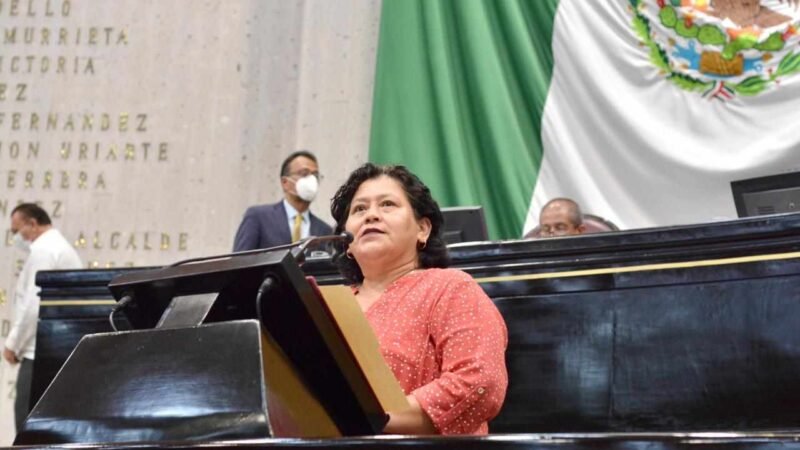 CREAN COMISIÓN QUE DARÁ SEGUIMIENTO A REGULARIZACIÓN DE PREDIOS ESCOLARES