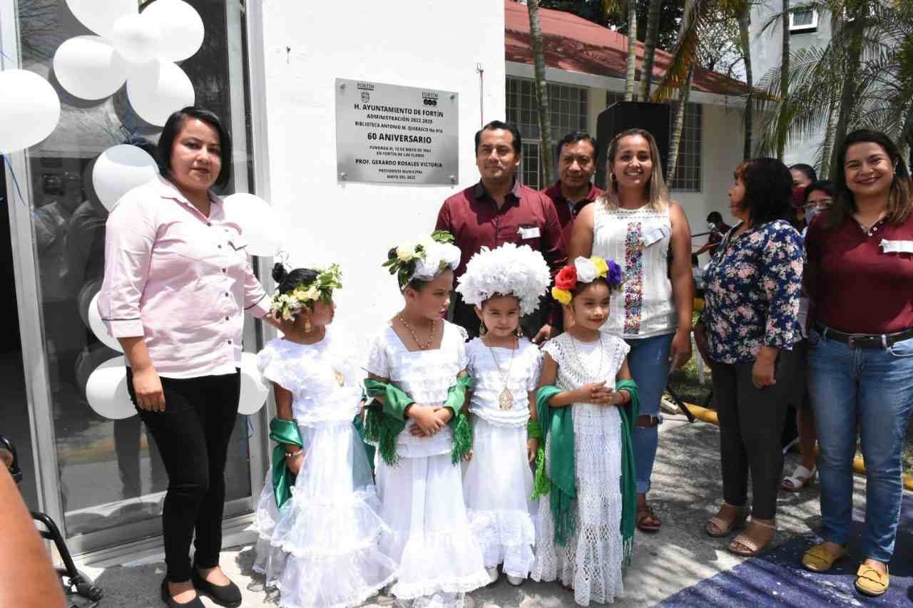 CUMPLE 60 AÑOS BIBLIOTECA ANTONIO M. QUIRAZCO