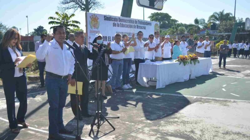 INAUGURA ALCALDE GERARDO ROSALES JUEGOS MAGISTERIALES DEL 40 ANIVERSARIO DEL SDTEV