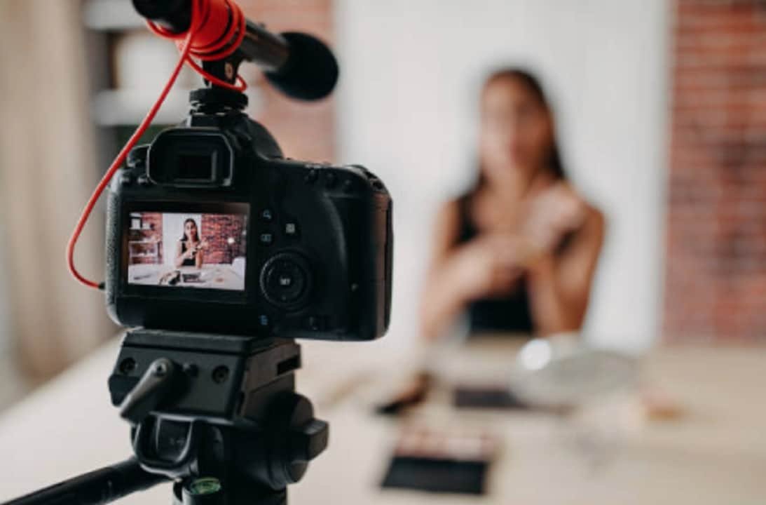MORENISTA PRESENTA INICIATIVA PARA REGULAR A INFLUENCERS Y QUE PAGUEN IMPUESTOS