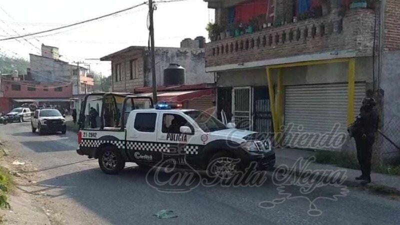 BALEAN A MUJER EN LOS ROBLES