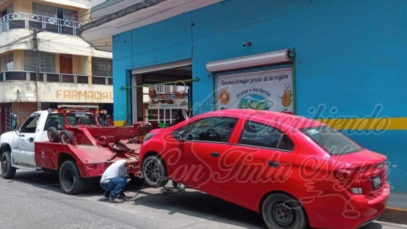 ASEGURAN EN HUATUSCO AUTO ROBADO