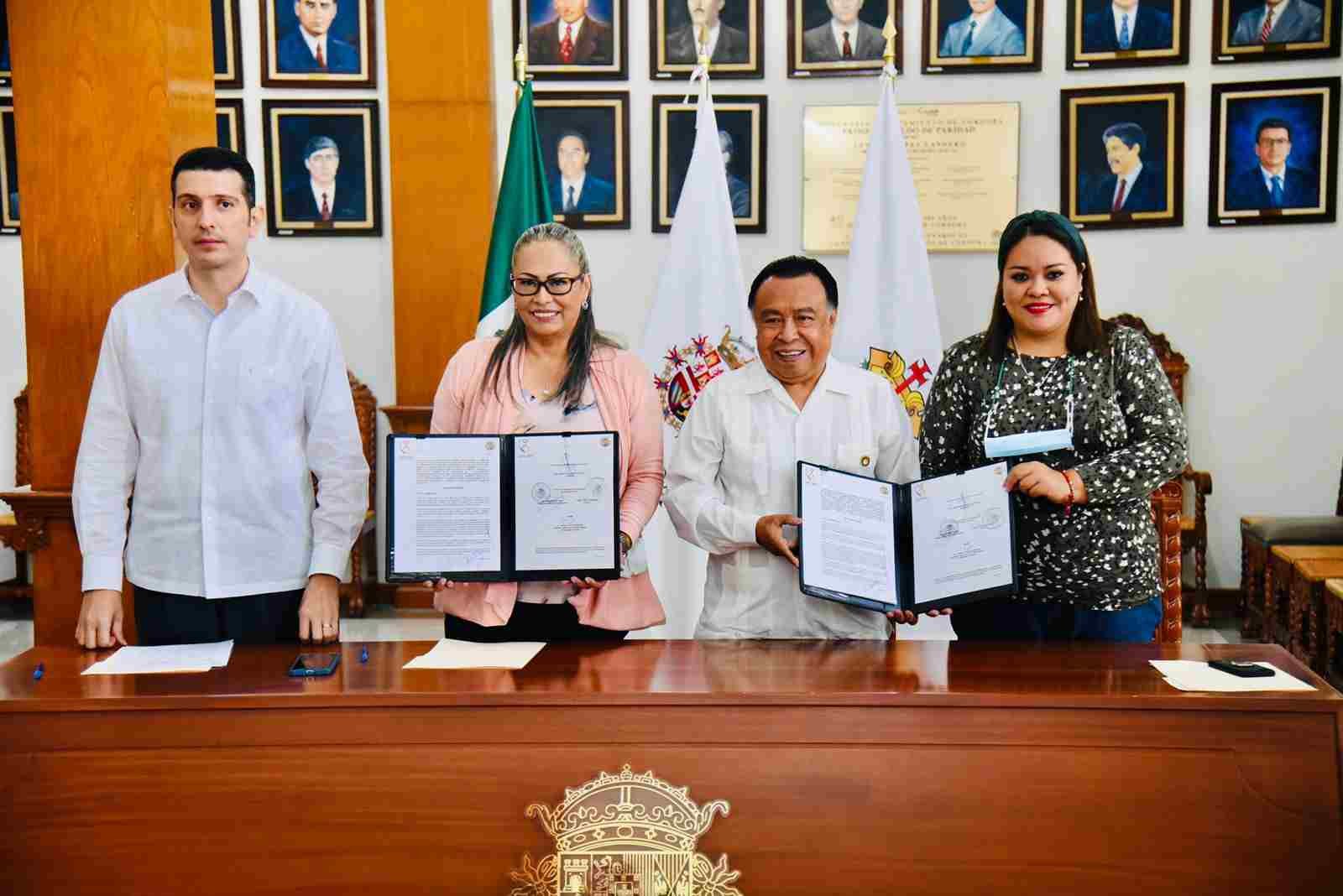 AYUNTAMIENTO DE CÓRDOBA FIRMA CONVENIO CON DERECHOS HUMANOS