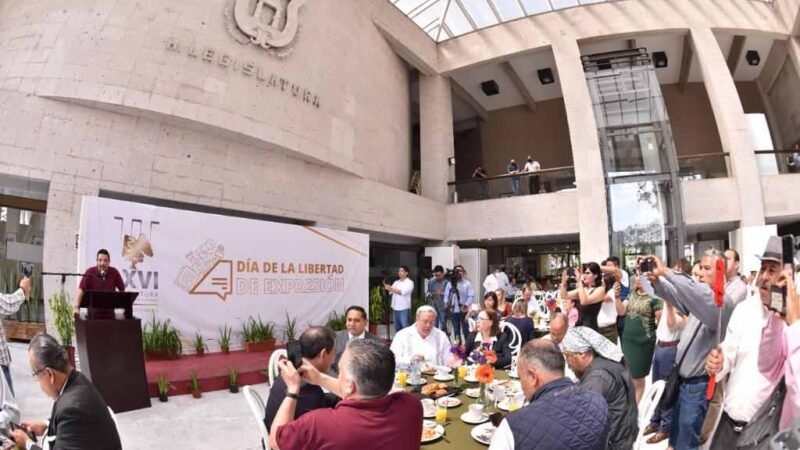 RECONOCE DIPUTADO LABOR DE PERIODISTAS