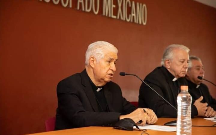 CRIMEN ES DUEÑO DE PUEBLOS ENTEROS; OBISPOS