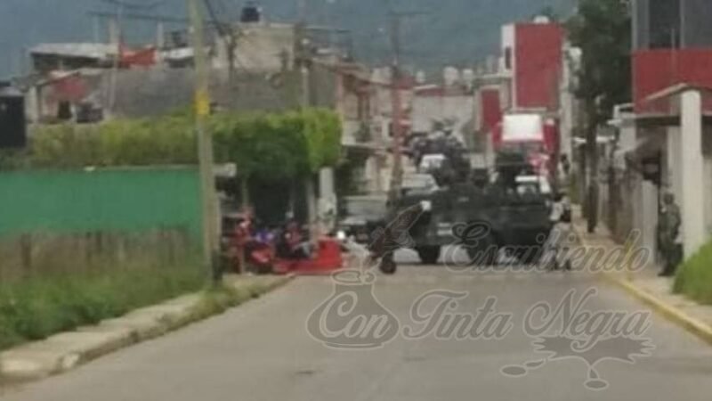 REALIZAN CATEO FRENTE A PARQUE DE LA JUVENTUD DE HUATUSCO
