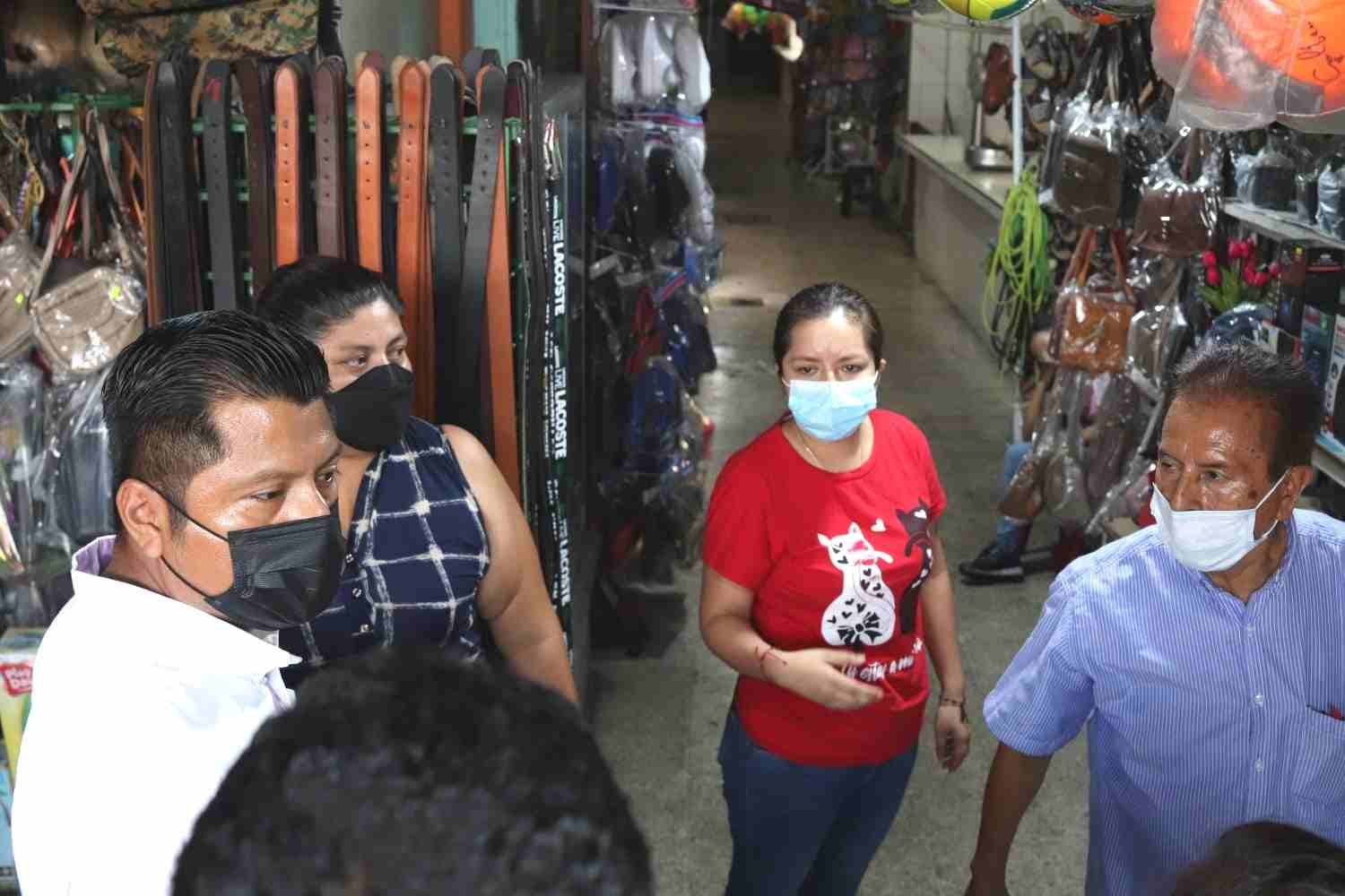REORDENARÁ AYUNTAMIENTO MERCADO DE ATOYAC