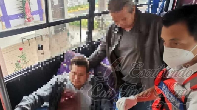 APUÑALA A CHOFER; LO DETIENE LA POLICÍA