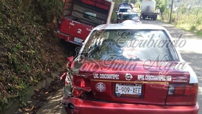 CHOCAN TAXIS EN CALCAHUALCO