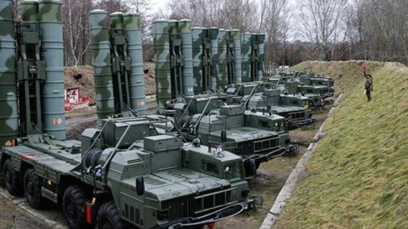 ESTADOS UNIDOS DARÁ A UCRANIA SISTEMAS ANTIAÉREOS EN NUEVO PAQUETE DE AYUDA