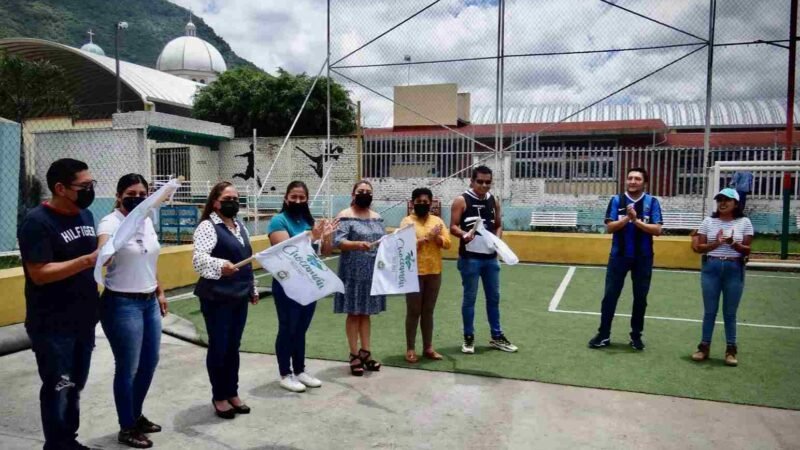 REHABILITAN CANCHAS DE CHOCAMÁN
