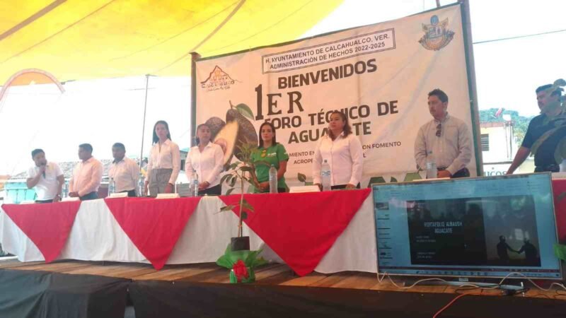 REALIZAN FORO DE AGUACATE EN CALCAHUALCO