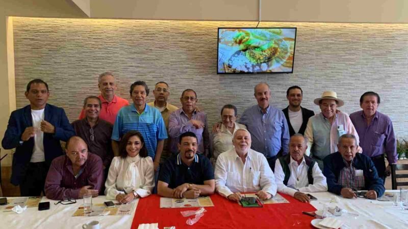 ROCÍO NAHLE REPRESENTA AL MOVIMIENTO Y LA FUERZA POLÍTICA EN VERACRUZ PARA LA GUBERNATURA: GÓMEZ CAZARÍN