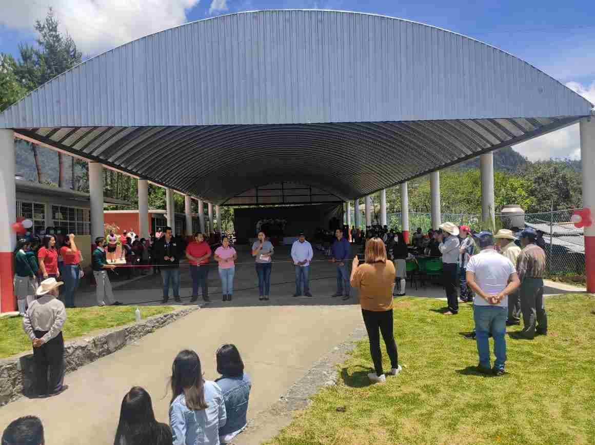 ENTREGA ALCALDESA PRIMERA OBRA DE SU ADMINISTRACIÓN