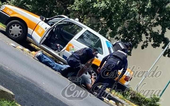 ASALTAN A TAXISTA DE CÓRDOBA; LOS DETIENE LA POLICÍA
