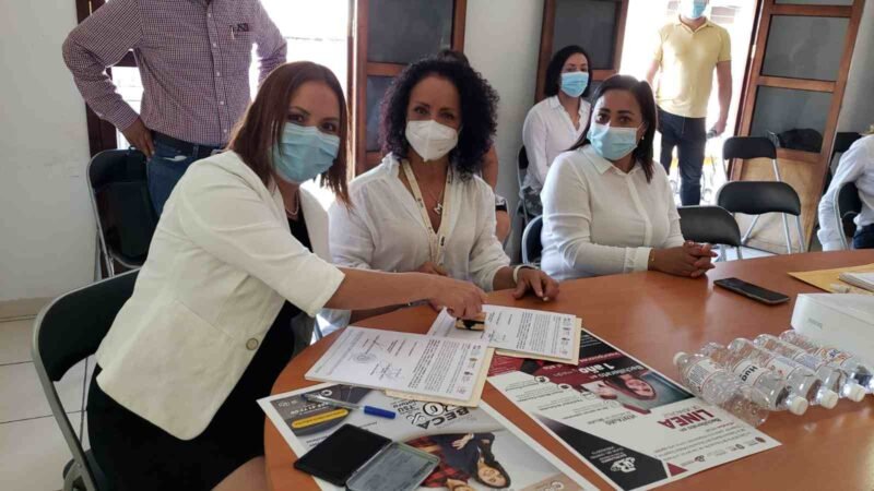 4 MIL HUATUSQUEÑOS NO SABEN LEER NI ESCRIBIR