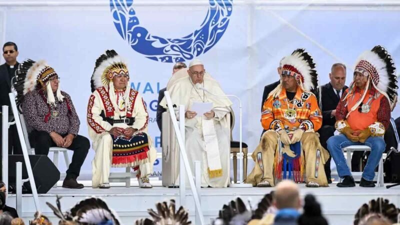 PAPA FRANCISCO PIDE PERDÓN A INDÍGENAS DE CANADÁ&nbsp;