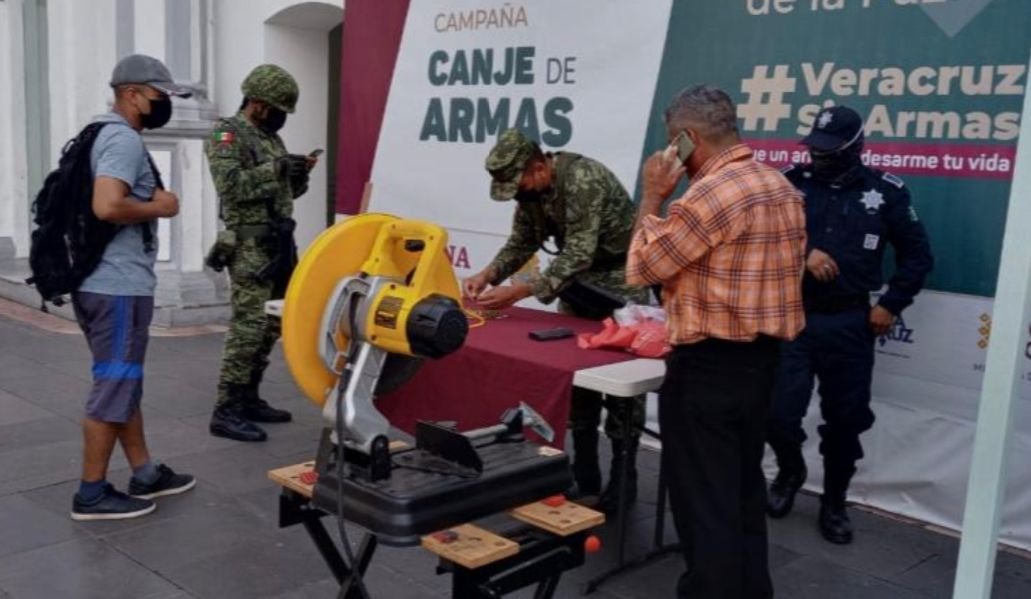 CONCLUYE SSP JORNADA DE CANJE DE ARMAS EN TUXPAN Y VERACRUZ