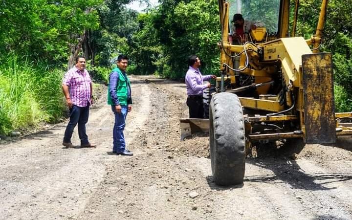 SUPERVISAN AVANCES DE OBRA EN PASO DEL MACHO