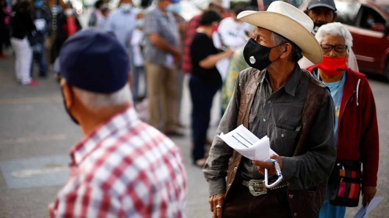 PENSIONADOS IMSS RECIBIRÁN SU PAGO A PARTIR DEL 1 DE AGOSTO