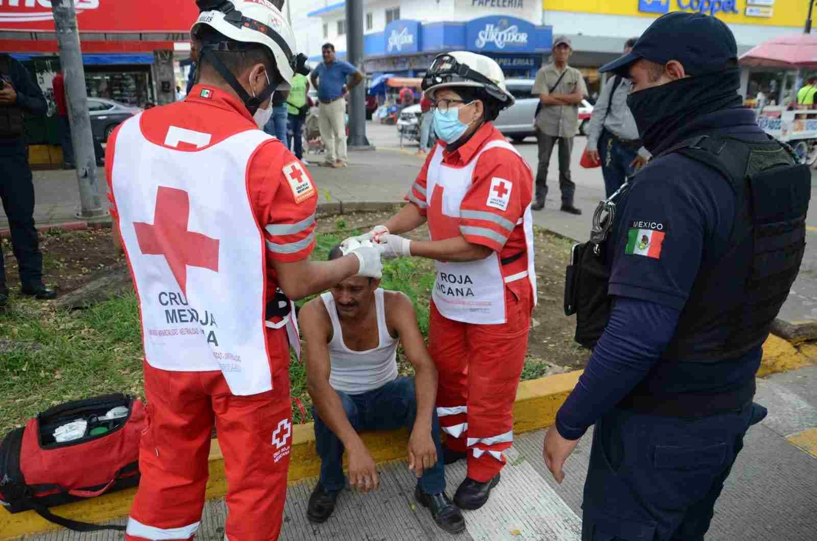 LO GOLPEA SU “AMIGO” DE PARRANDA