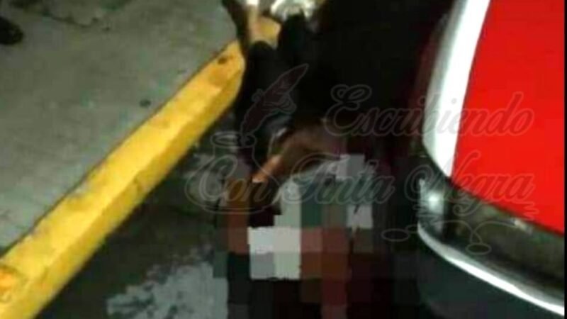 SE LANZA DE SEGUNDO PISO DE BAR