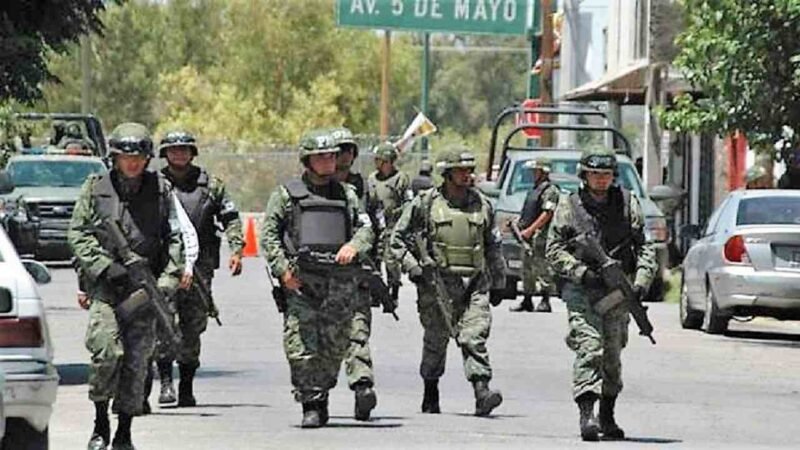 PLANTEA AMLO QUE MARINOS Y SOLDADOS SIGAN TAREAS DE SEGURIDAD MÁS ALLÁ DE 2024&nbsp;
