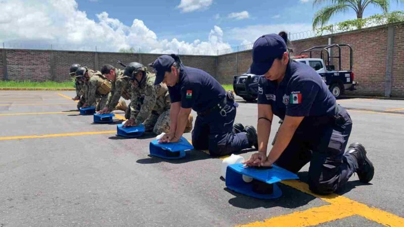 CAPACITAN A ELEMENTOS DE TRÁNSITO Y POLICÍA MUNICIPAL EN PRIMEROS AUXILIOS