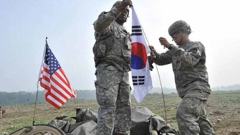 ESTADOS UNIDOS Y COREA DEL SUR INICIAN EJERCICIOS MILITARES