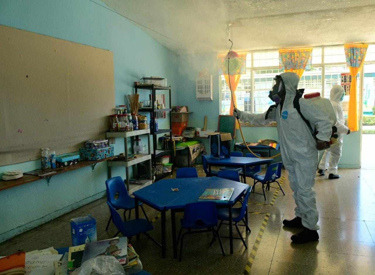 REALIZA ATENCIÓN CIUDADANA DESINFECCIÓN DE ESCUELAS CONTRA EL COVID-19 POR REGRESO A CLASES