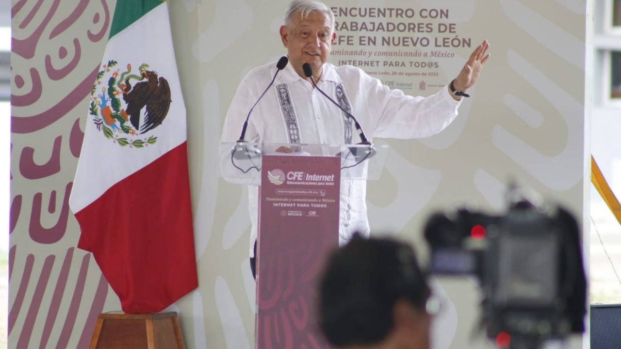 FAMILIAS ACEPTARON PLAN DE RESCATE DE 10 MINEROS EN COAHUILA: AMLO