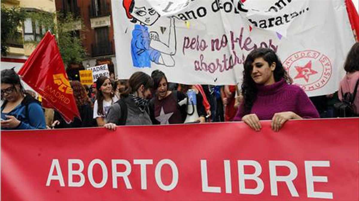 ABORTO SIN PERMISO PATERNO PARA MENORES A PARTIR DE 16 AÑOS EN ESPAÑA