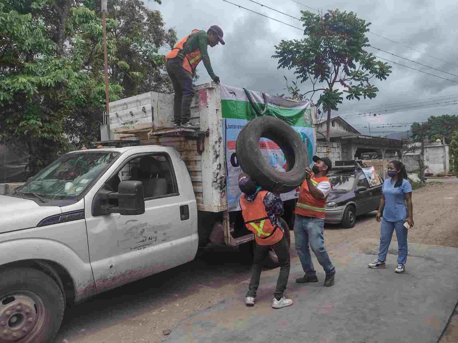 AYUNTAMIENTO DE ATOYAC VA CONTRA EL MOSCO TRANSMISOR DEL DENGUE, ZIKA Y CHIKUNGUNYA