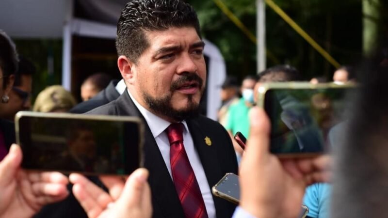 ZENYAZEN RESALTA POLÍTICAS PÚBLICAS PARA IMPULSAR LA EDUCACIÓN CON BECAS