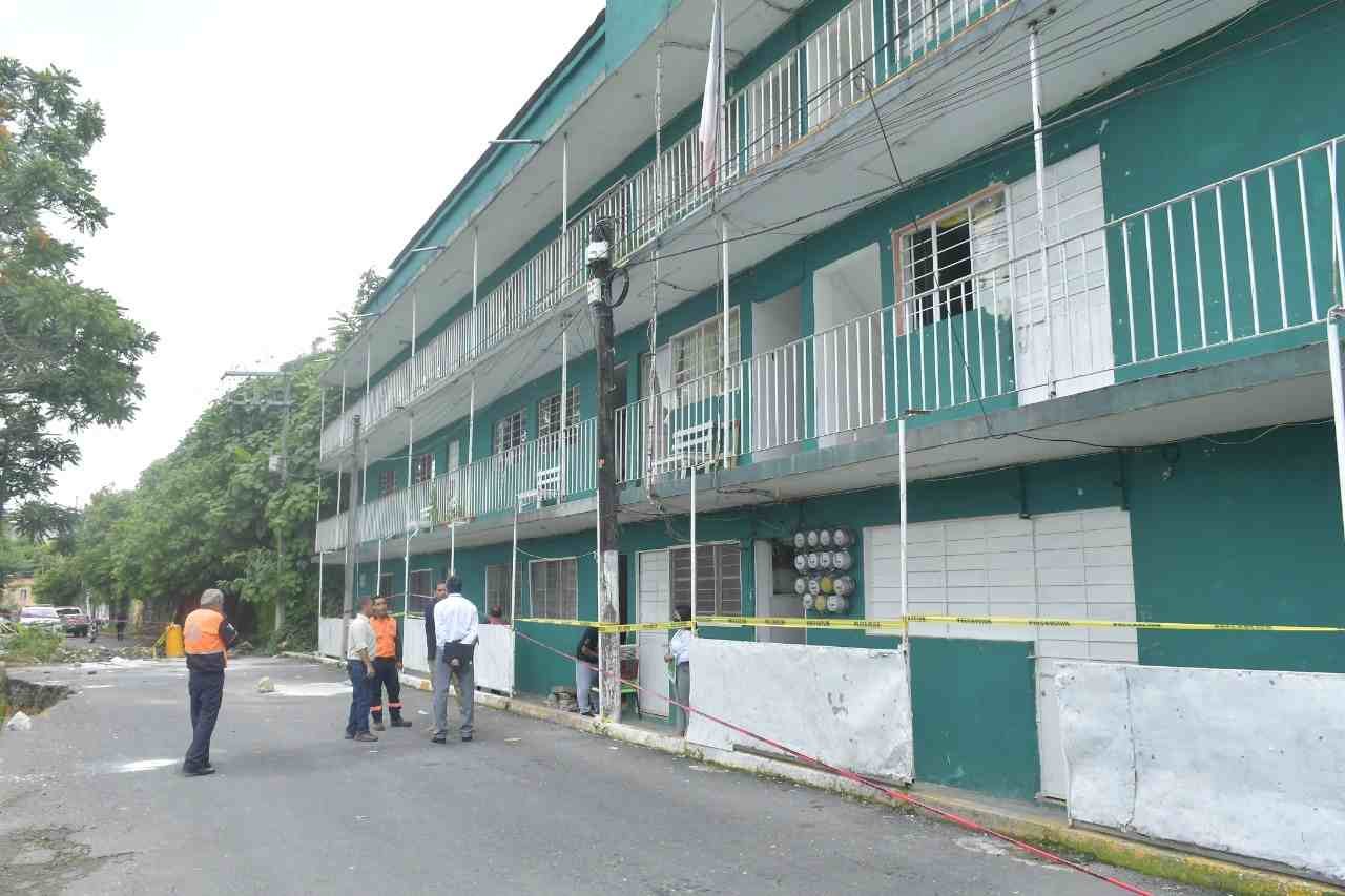 PROTECCIÓN CIVIL ADVIERTE DE DESALOJO EN EX VÍA DEL HUATUSQUITO