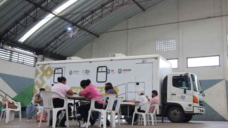 LLEVAN MASTÓGRAFO A CABECERA MUNICIPAL DE ATOYAC