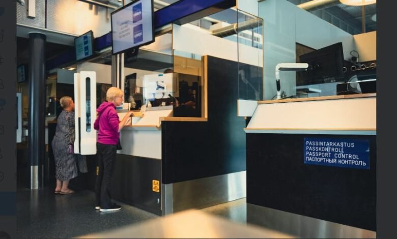 UNIÓN EUROPEA RESTRINGIRÁ LOS VISADOS PARA CIUDADANOS RUSOS