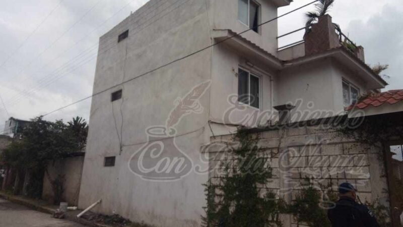 CAE ALBAÑIL DE TERCER PISO Y MUERE