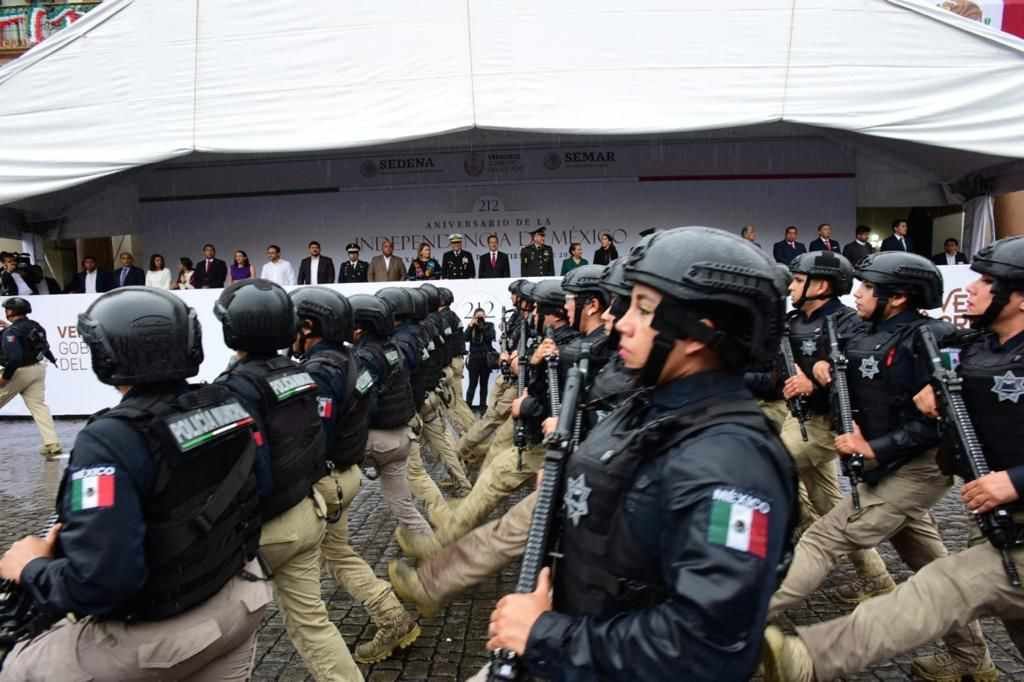 ZENYAZEN ASISTE A DESFILE CÍVICO MILITAR DE LA INDEPENDENCIA DE MÉXICO