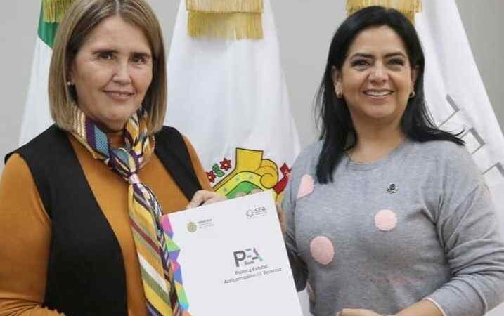 RECIBE PRESIDENTA DEL CONGRESO LA POLÍTICA ESTATAL ANTICORRUPCIÓN