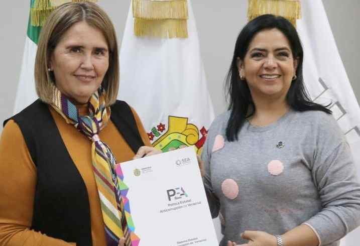 RECIBE PRESIDENTA DEL CONGRESO LA POLÍTICA ESTATAL ANTICORRUPCIÓN