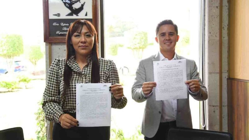 REALIZAN ENTREGA-RECEPCIÓN DE LA COMISIÓN DE ADMINISTRACIÓN Y PRESUPUESTO