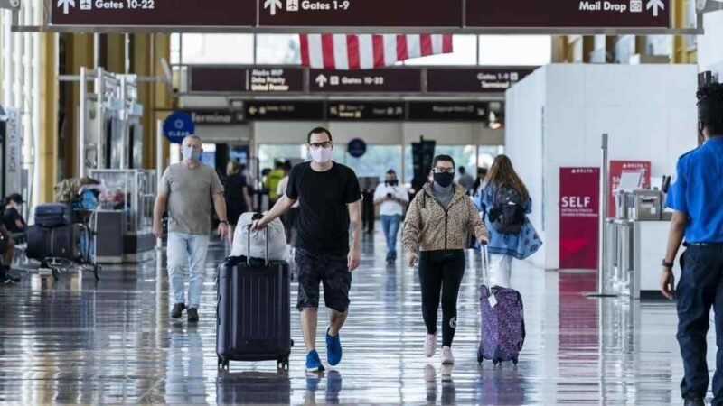 CANADÁ ELIMINA RESTRICCIONES DE COVID-19 PARA ENTRAR AL PAÍS